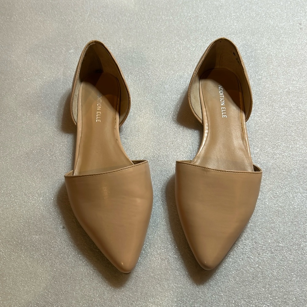 Flats size 8 wide